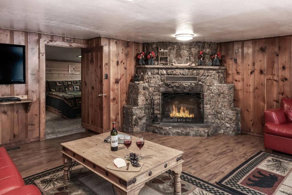 Coyote Cabin - Private Hot Tub - Upper Canyon Рюидозо Екстериор снимка