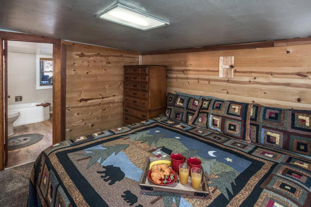 Coyote Cabin - Private Hot Tub - Upper Canyon Рюидозо Екстериор снимка